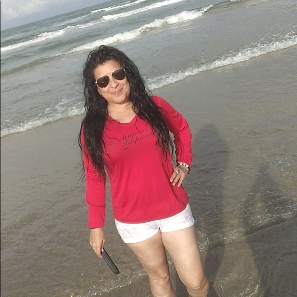 Meet your Posher, J - Picture 1 of 1